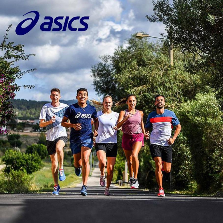 Collection Sport . Asics (2020-04-07-2020-04-07)