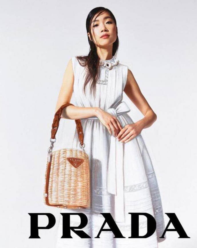 Collection Femme . Prada (2020-12-09-2020-12-09)