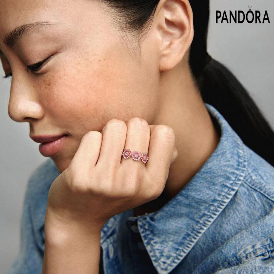 Catalogue Pandora. Pandora (2021-09-06-2021-09-06)